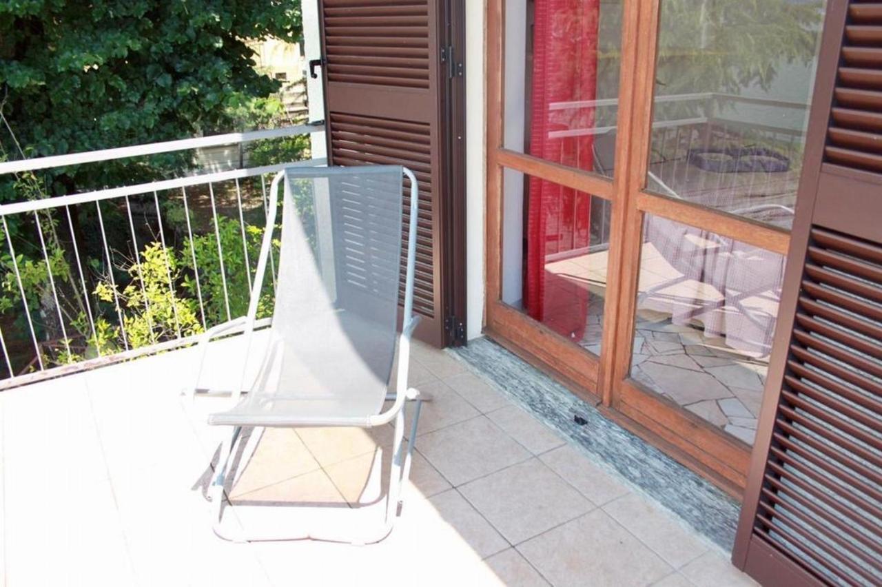 Casa Spiaggia Brezzo Екстер'єр фото