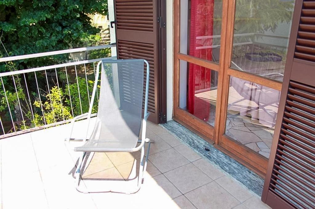 Casa Spiaggia Brezzo Екстер'єр фото