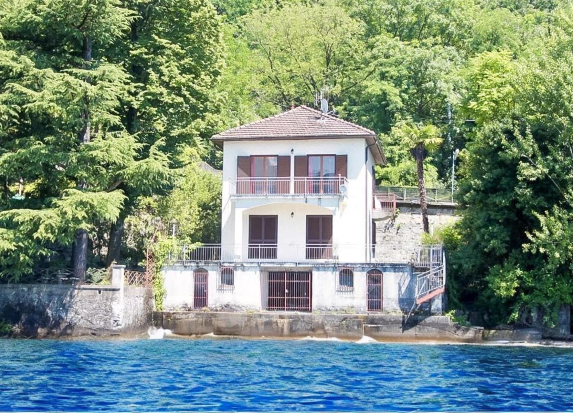 Casa Spiaggia Brezzo Екстер'єр фото